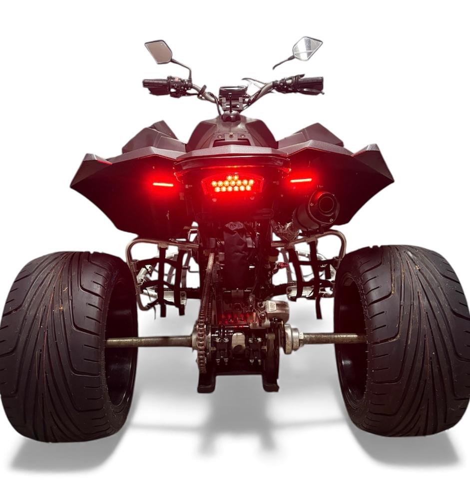  Eaglemotorsports Lyda 203E Highway 2015 — interior