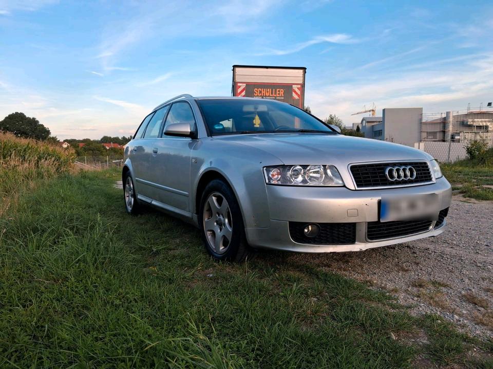 Audi A4 2004 — interior