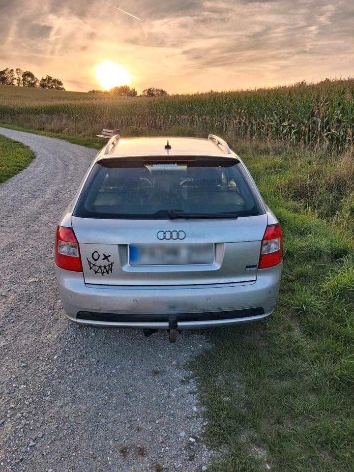 Audi A4 2004 — photo 6