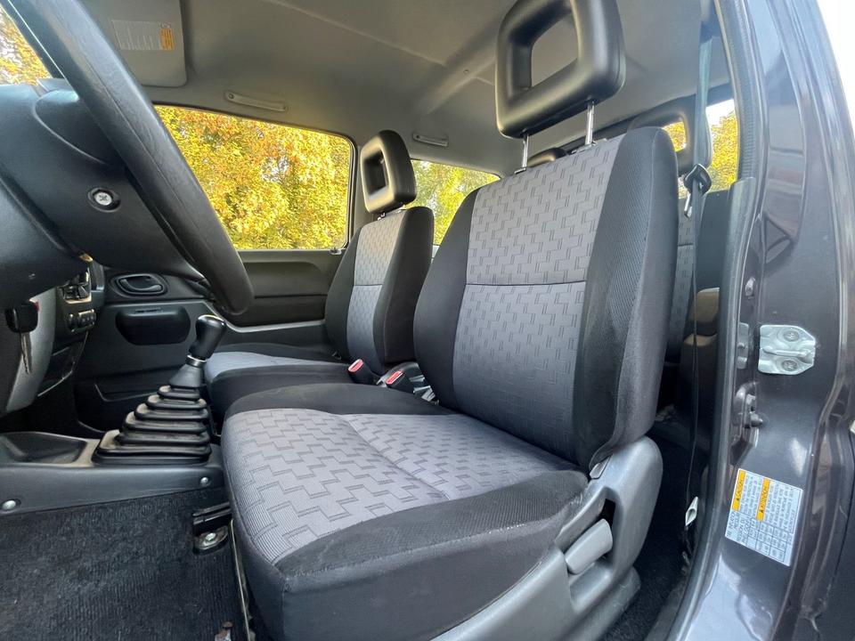 Suzuki Jimny 2009 — photo 16