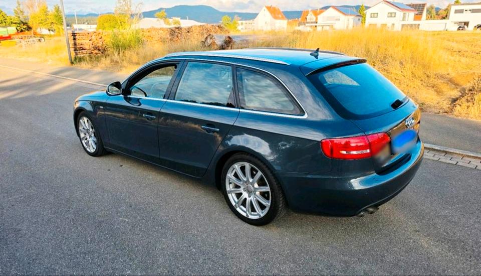 Audi A4 2009 — photo 9