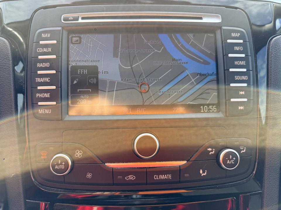 Ford S-Max 2015 — photo 11