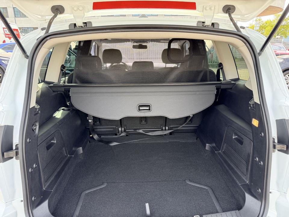 Ford S-Max 2015 — photo 9