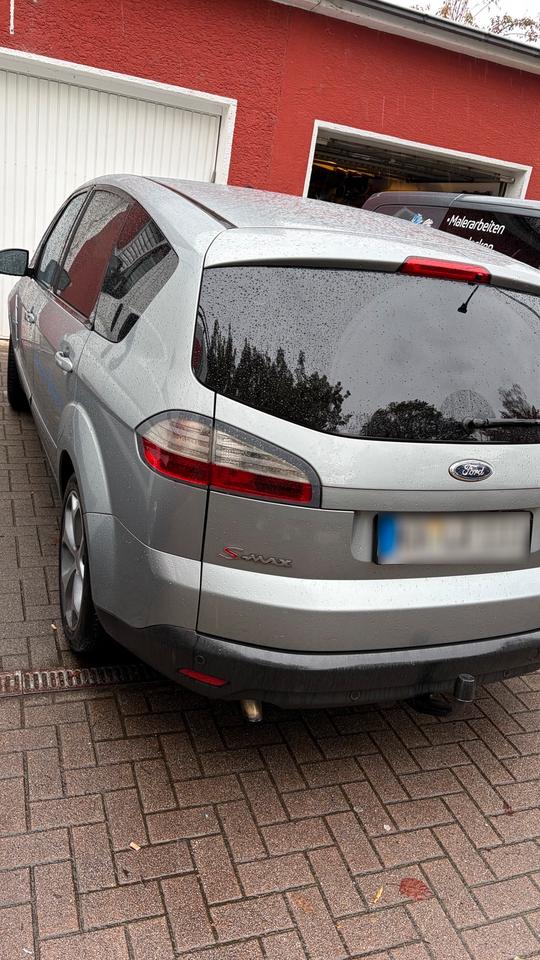 Ford S-Max 2008 — вигляд ззаду