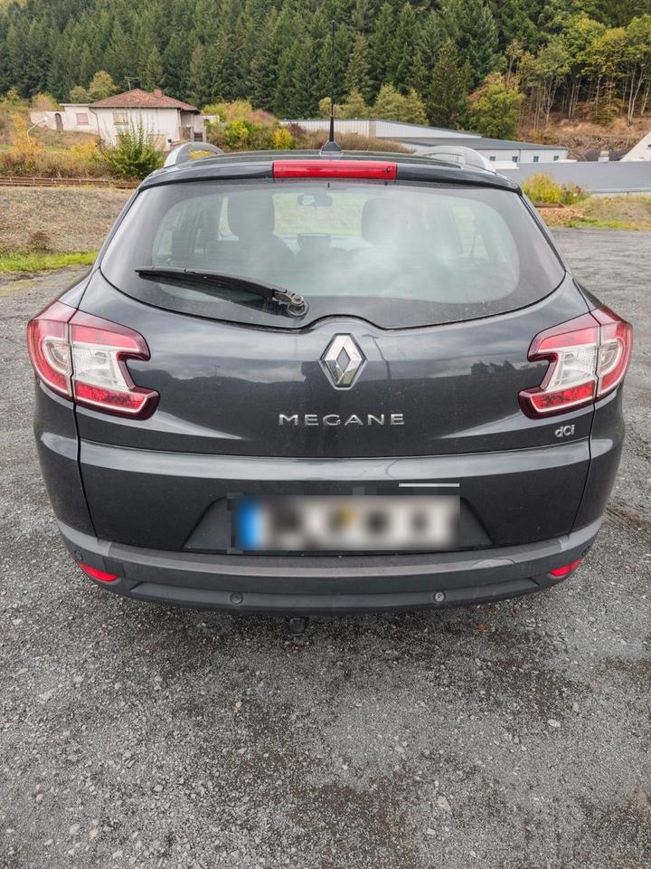 Renault Megane 2014 — rear view