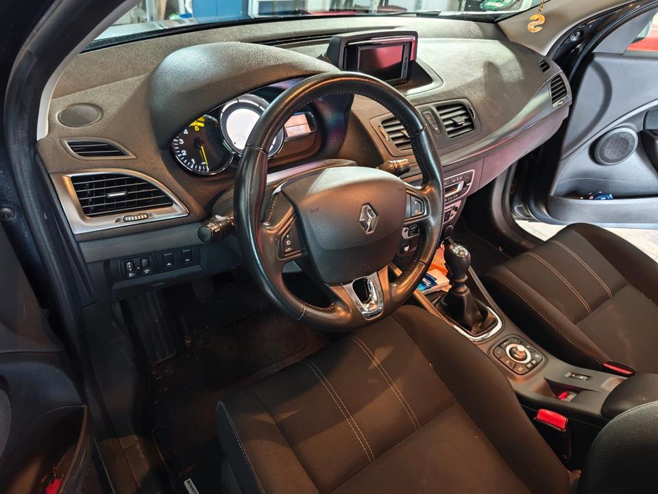 Renault Megane 2014 — photo 5