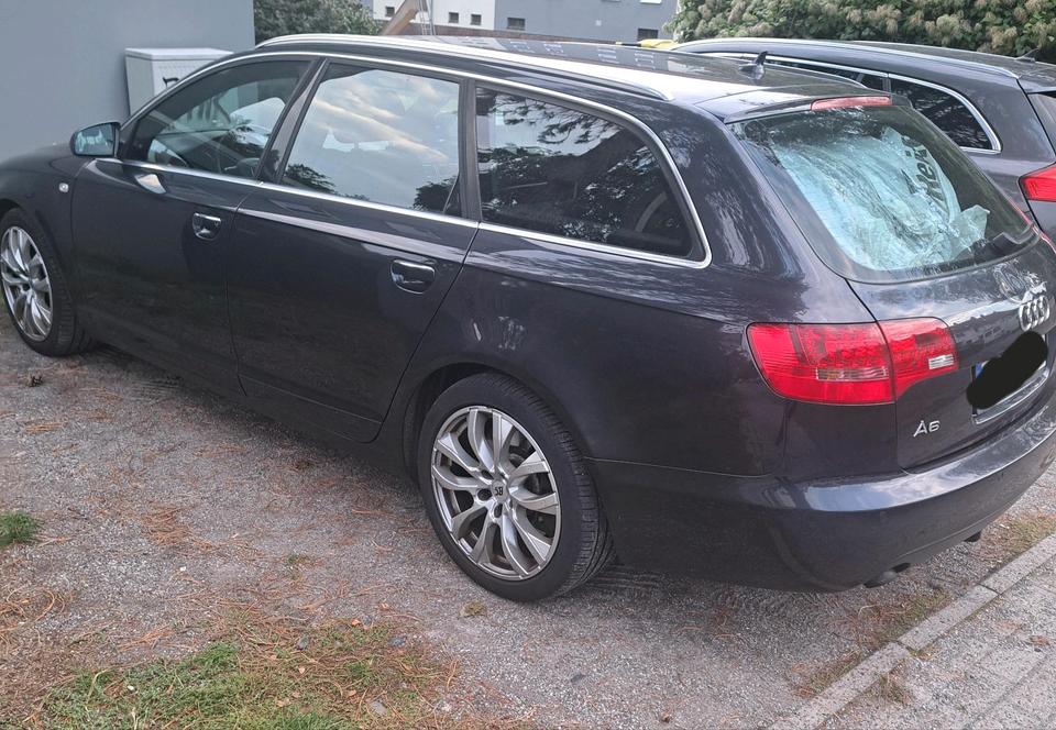 Audi A6 2005 — engine