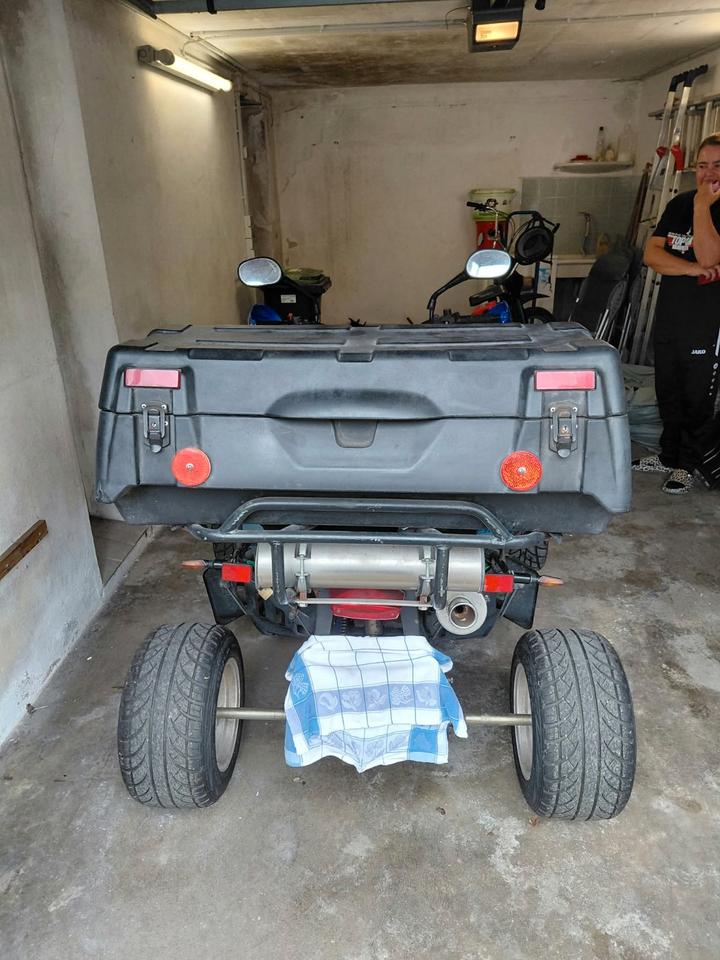 Weitere Motorräder Gelöscht • Quad Shineray 2011 — interior