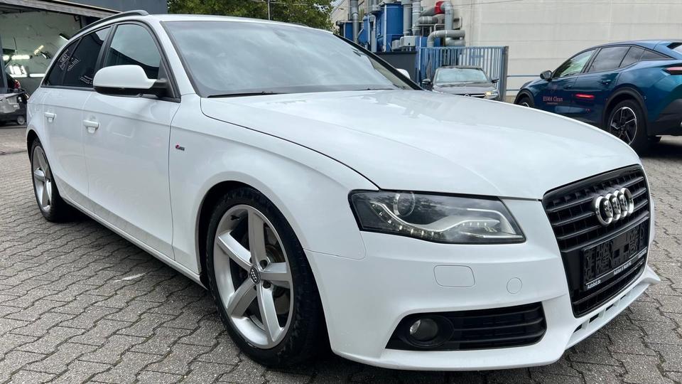 Audi A4 2010 — photo 6