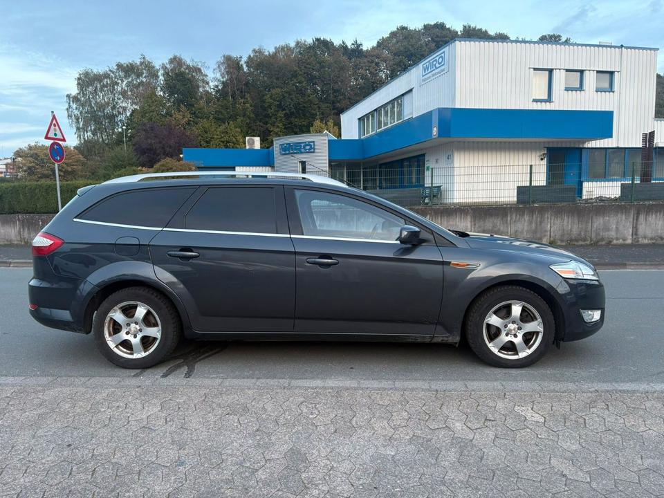 Ford Mondeo 2008 — rear view