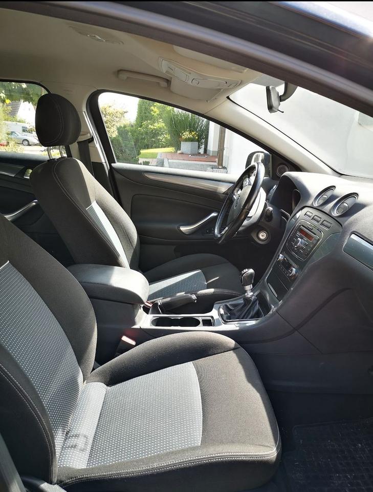 Ford Mondeo 2011 — photo 5