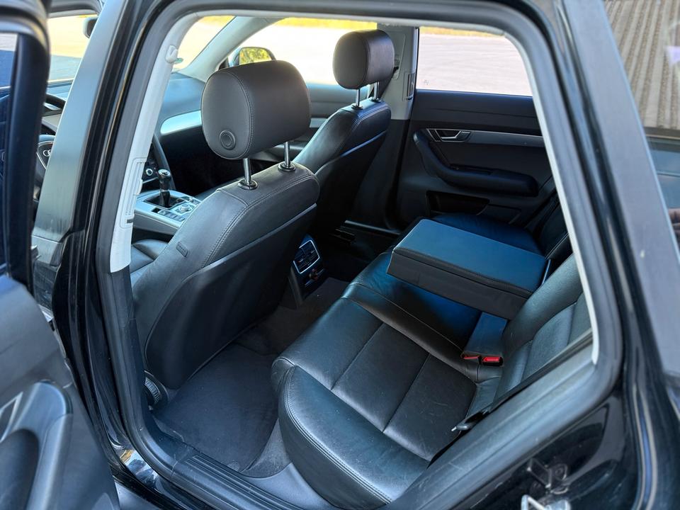 Audi A6 2011 — photo 17