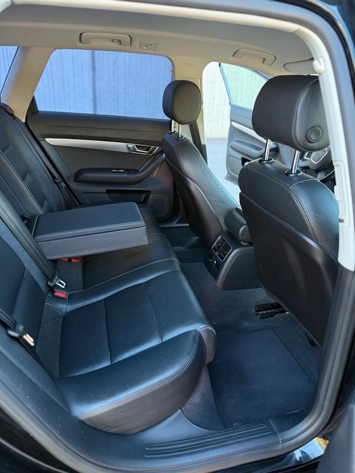 Audi A6 2011 — photo 19