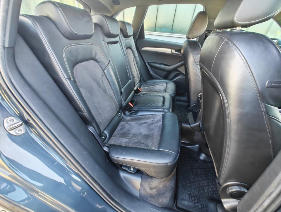 Audi Q5 2009 — photo 11