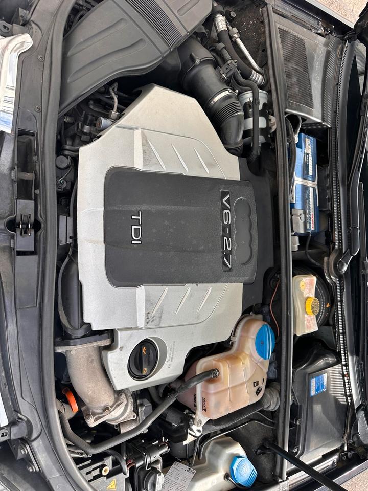 Audi A4 2006 — photo 17
