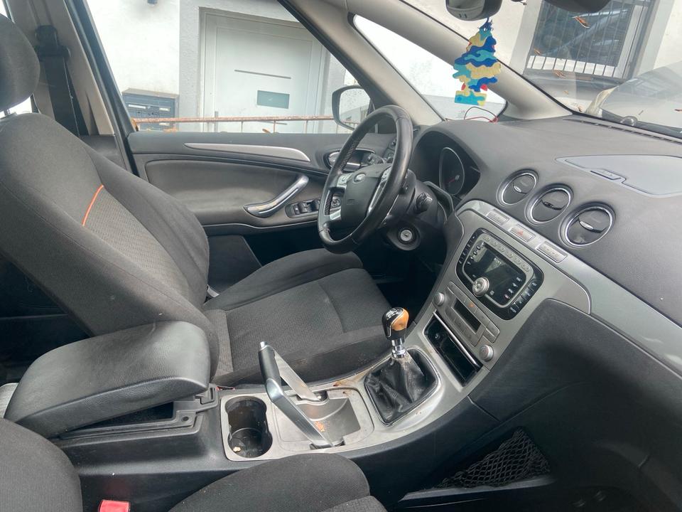 Ford C-Max 2008 — photo 5