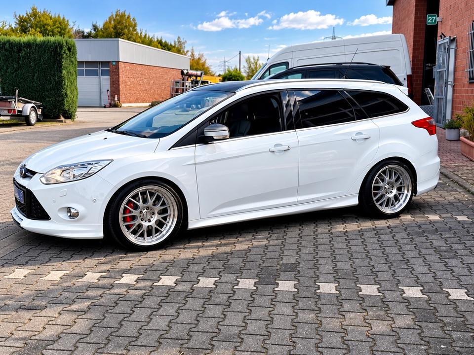 Ford Focus 2014 — photo 6