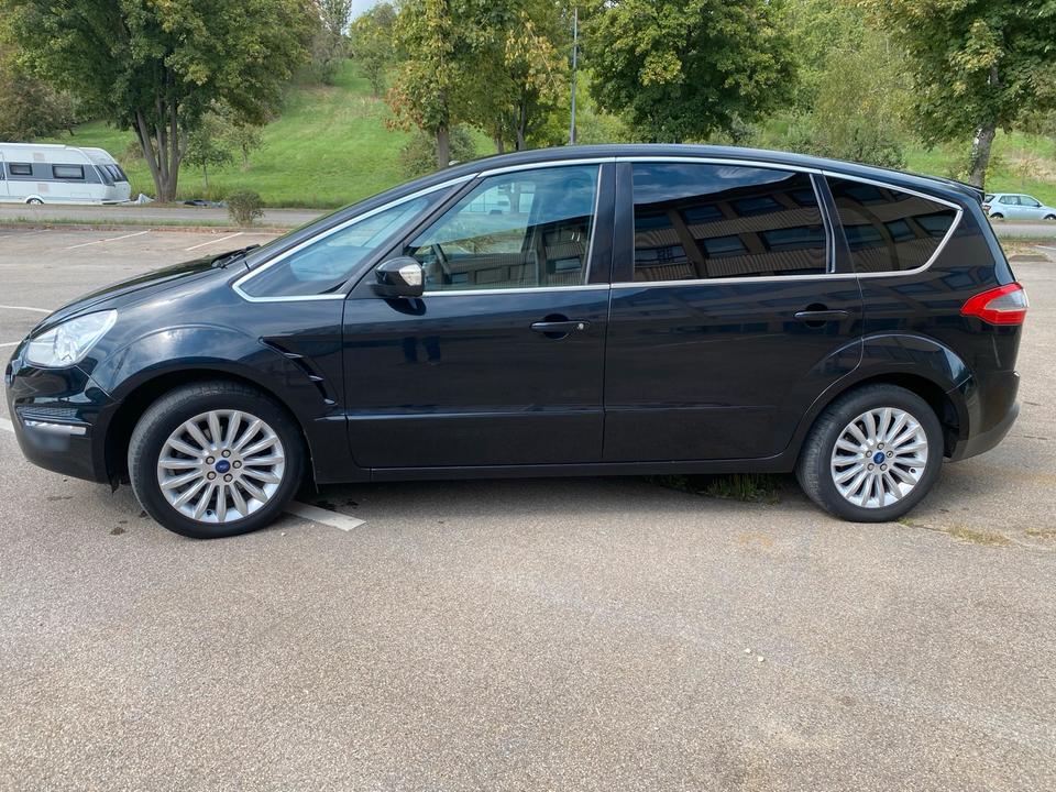 Ford S-Max 2011 — interior