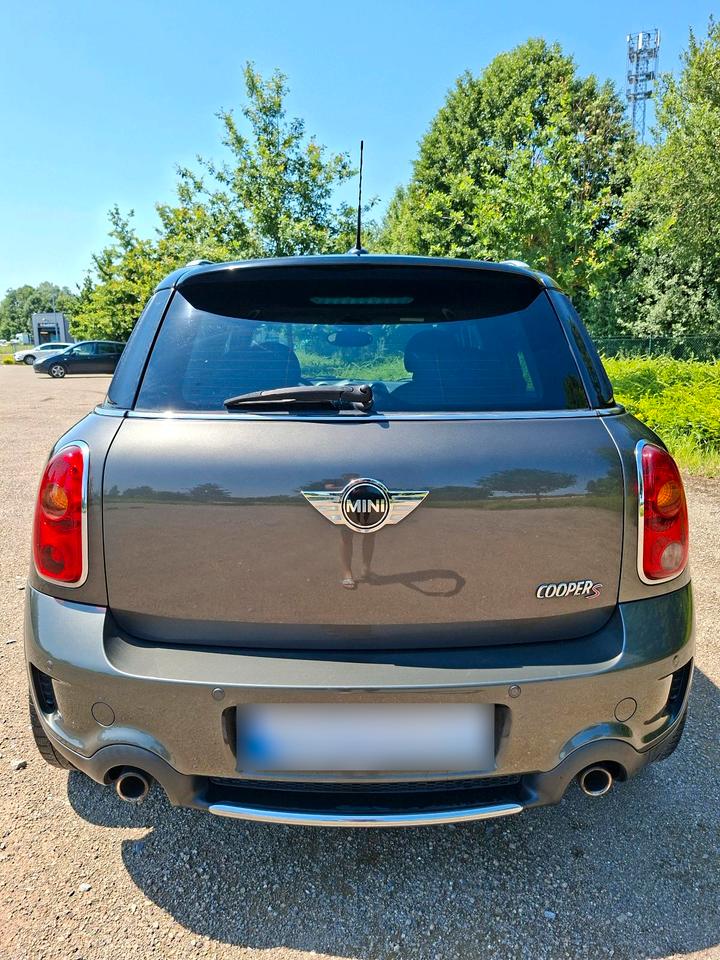 Mini Cooper 2011 — двигун