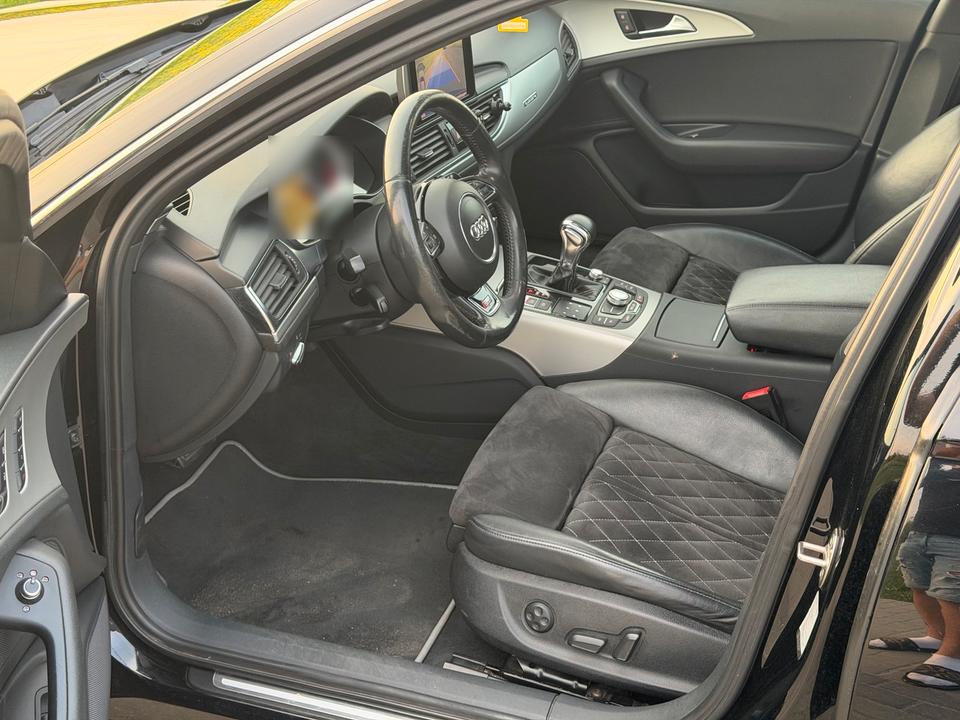 Audi A6 2012 — photo 12