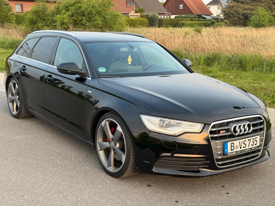 Audi A6 2012 — rear view