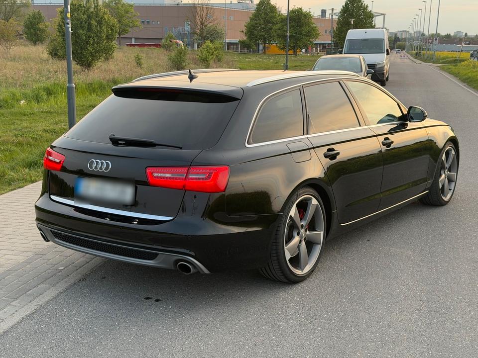 Audi A6 2012 — engine