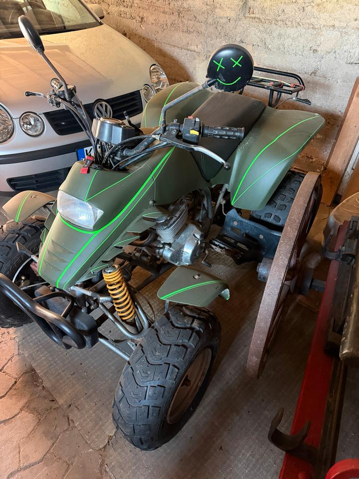 Weitere Motorräder 250ccm QUAD SMC Explorer Stinger - für Bastler ! 2005 — vehicle for AFU Ukraine