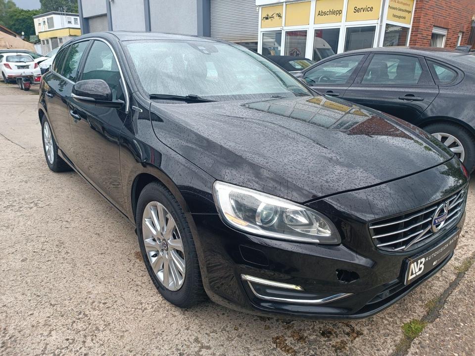 Volvo V60 2013 — interior