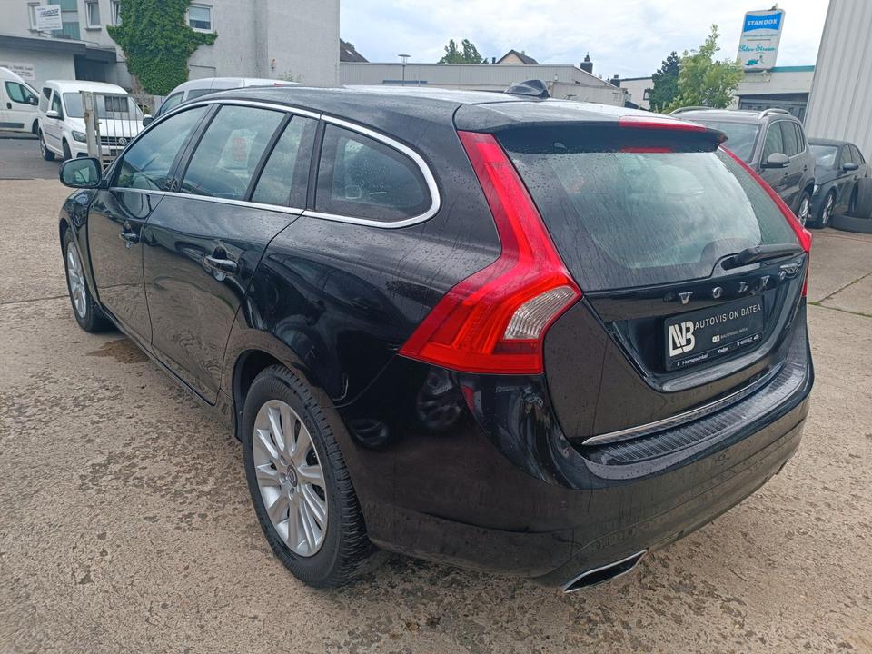 Volvo V60 2013 — photo 6