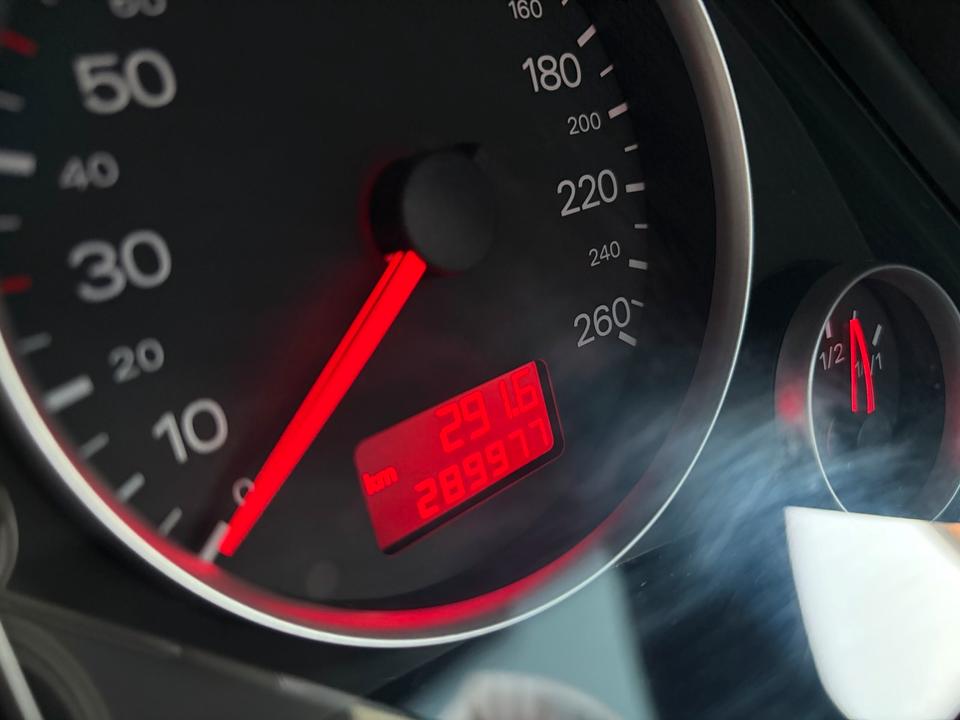 Audi A4 2006 — photo 12