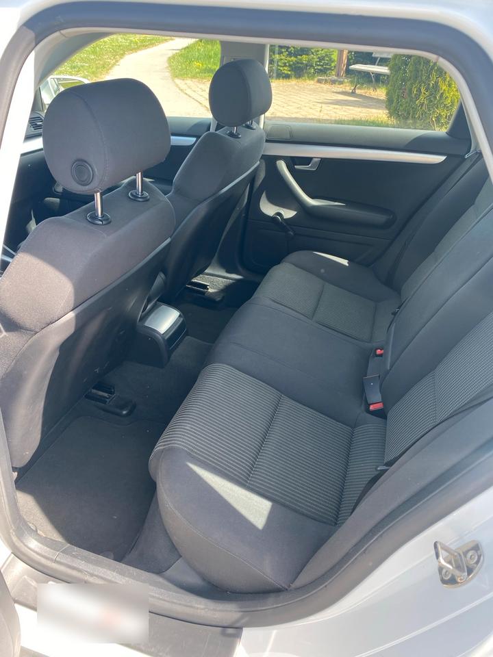 Audi A4 2007 — photo 16