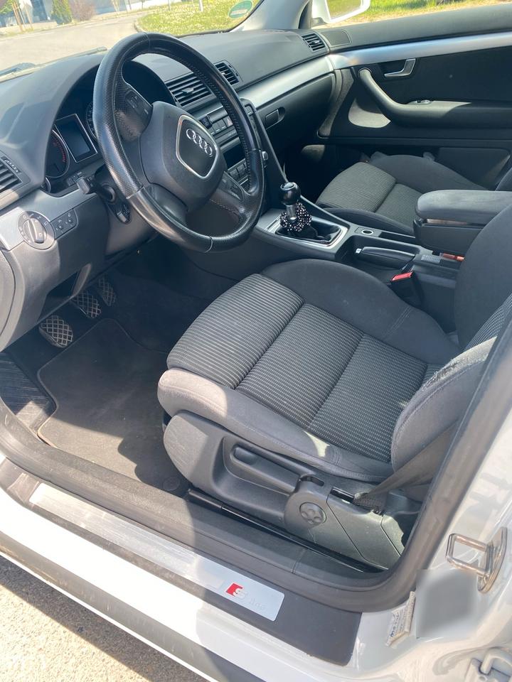 Audi A4 2007 — photo 18