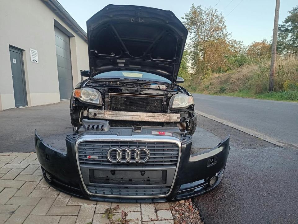 Audi A4 2005 — rear view