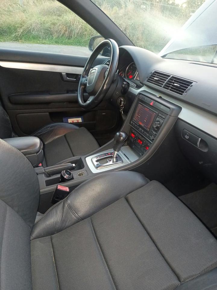 Audi A4 2005 — photo 6