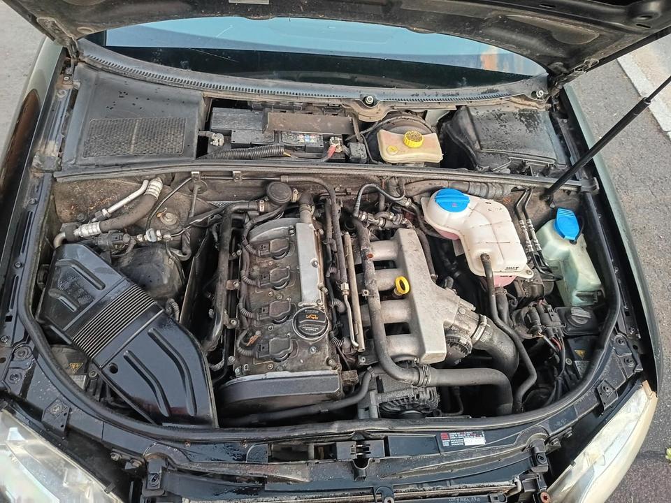 Audi A4 2005 — photo 9