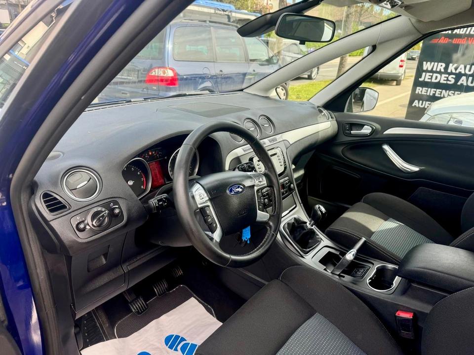 Ford S-Max 2014 — photo 10
