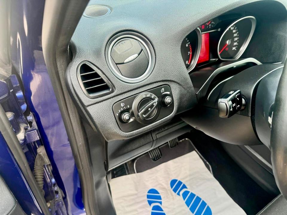 Ford S-Max 2014 — photo 14