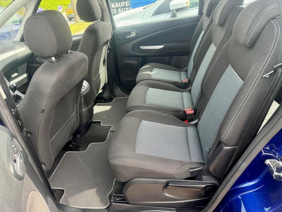 Ford S-Max 2014 — photo 9