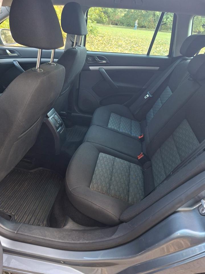 Skoda Octavia 2012 — photo 10