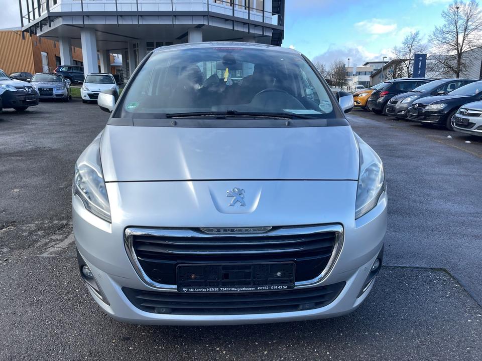 Peugeot 5008 2015 — фото 11
