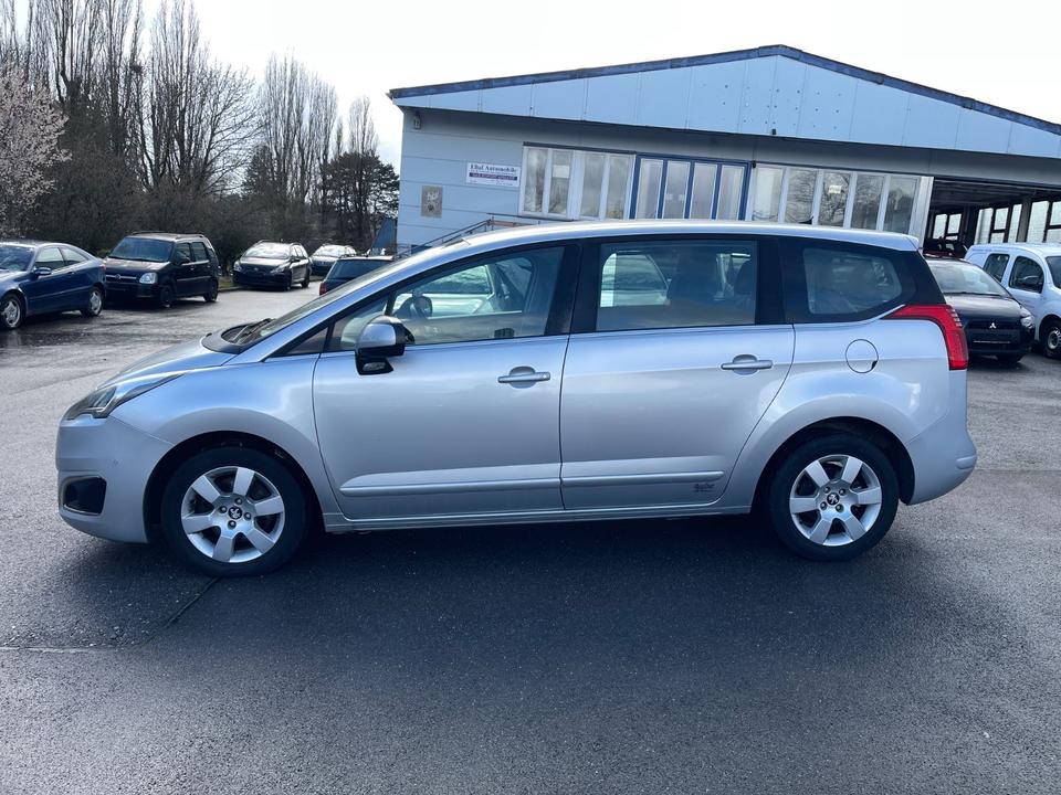 Peugeot 5008 2015 — фото 12