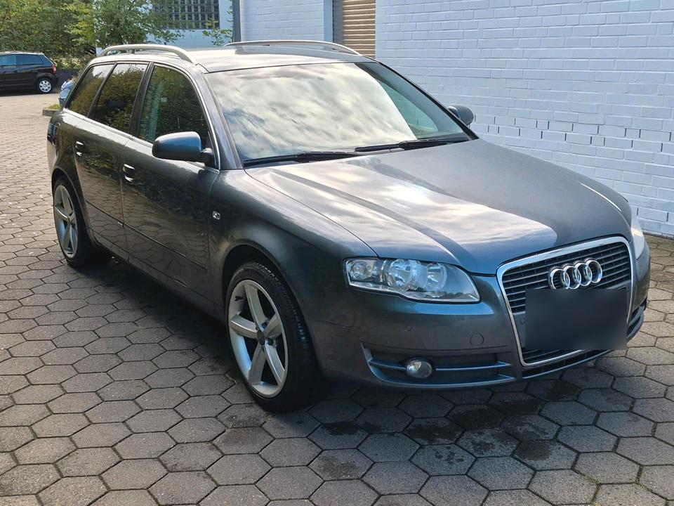 Audi A4 2007 — rear view