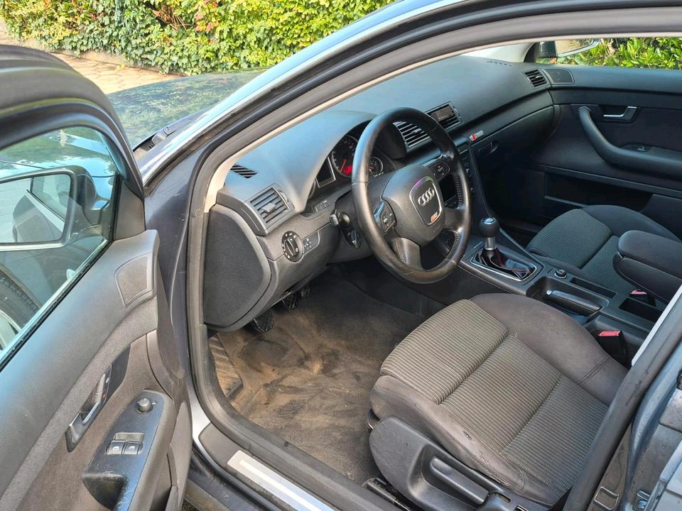 Audi A4 2007 — photo 6