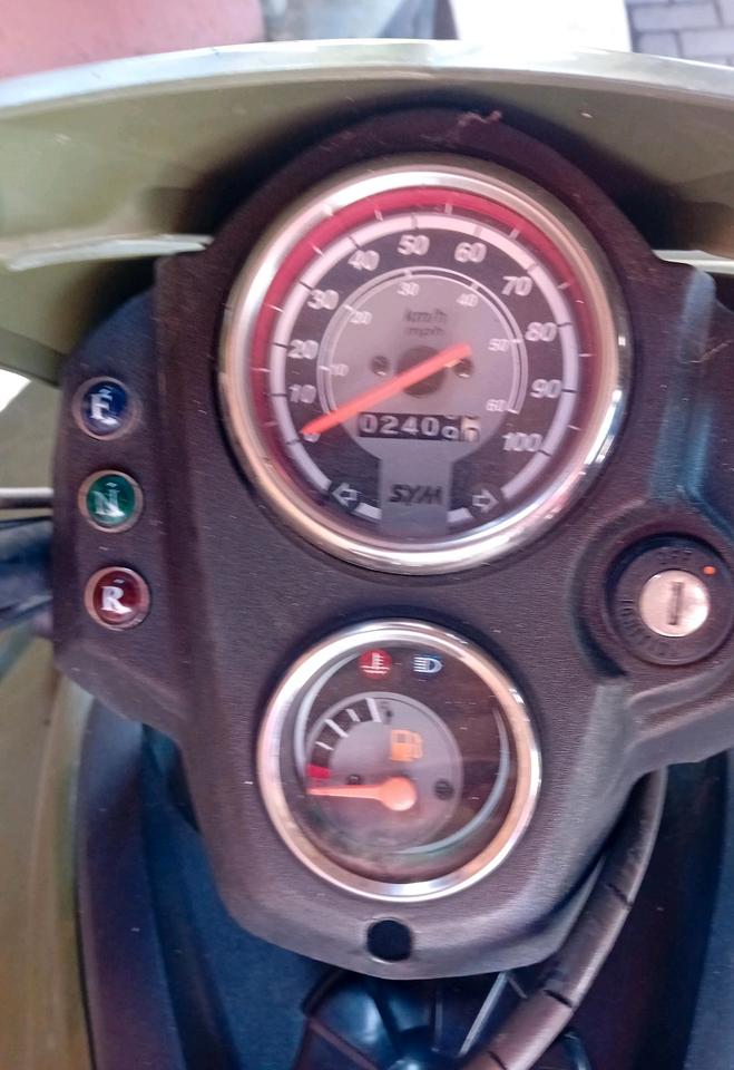 Weitere Motorräder Quad Sym Quadlender 2011 — photo 6