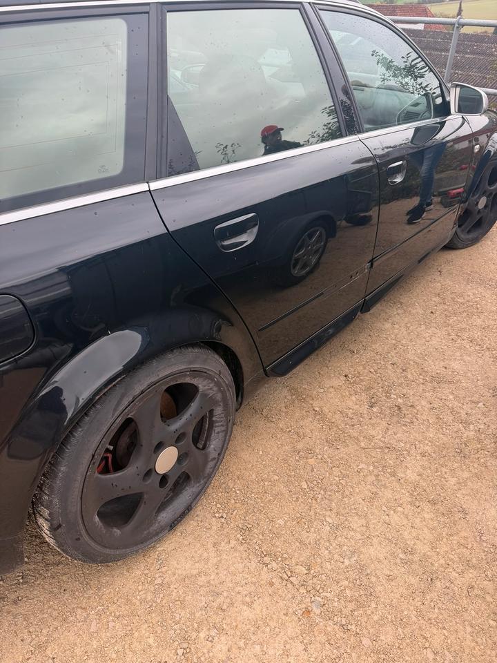 Audi A4 2004 — двигун