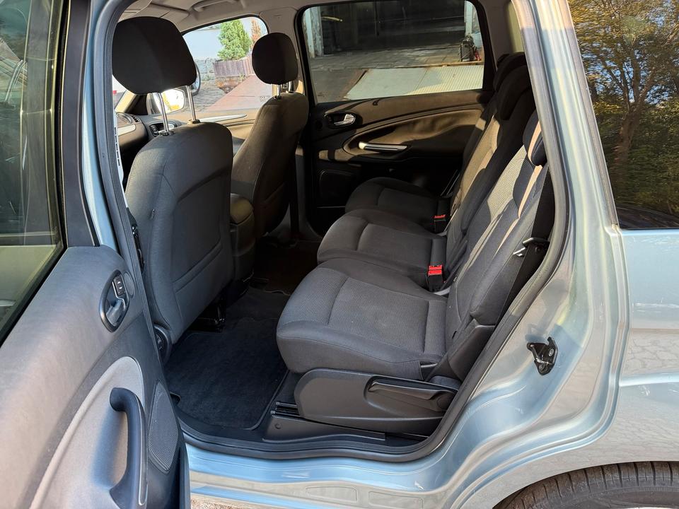 Ford S-Max 2008 — photo 14