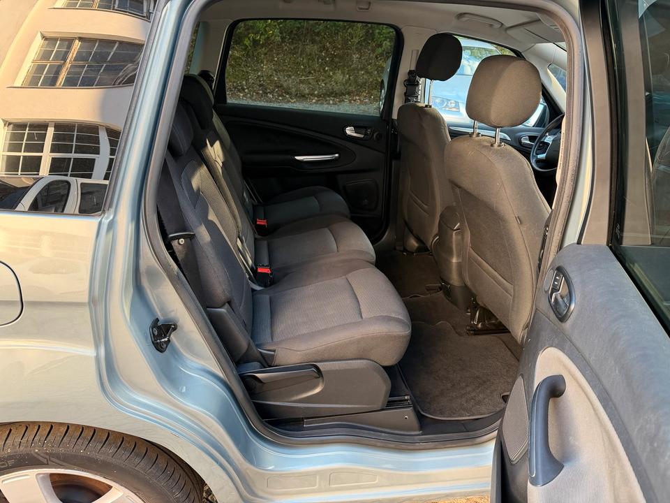 Ford S-Max 2008 — photo 15