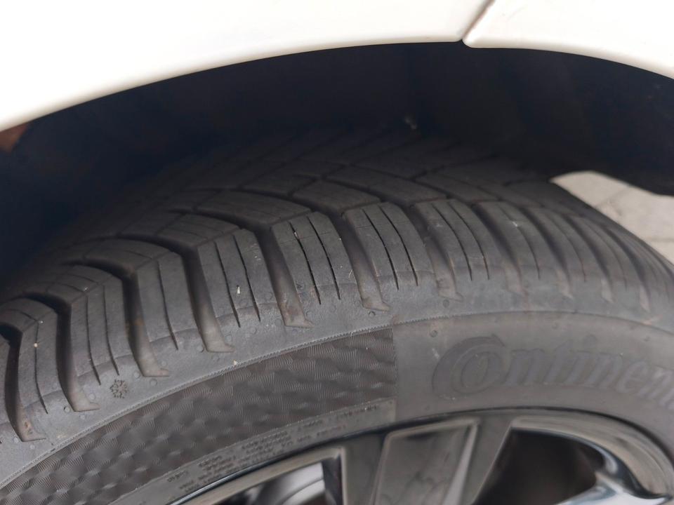 Audi A4 Allroad 2010 — photo 11