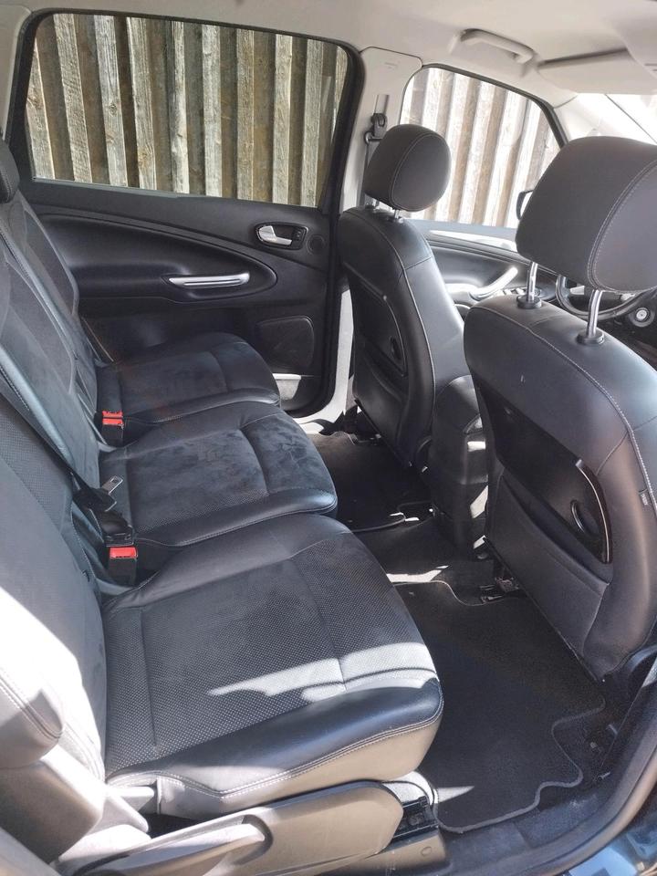 Ford S-Max 2009 — engine