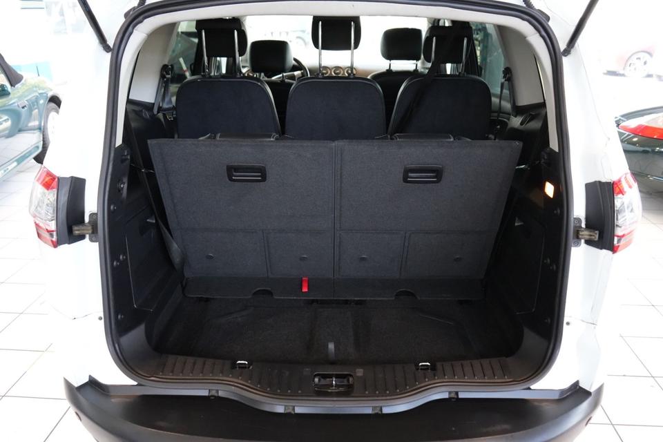 Ford S-Max 2013 — photo 15